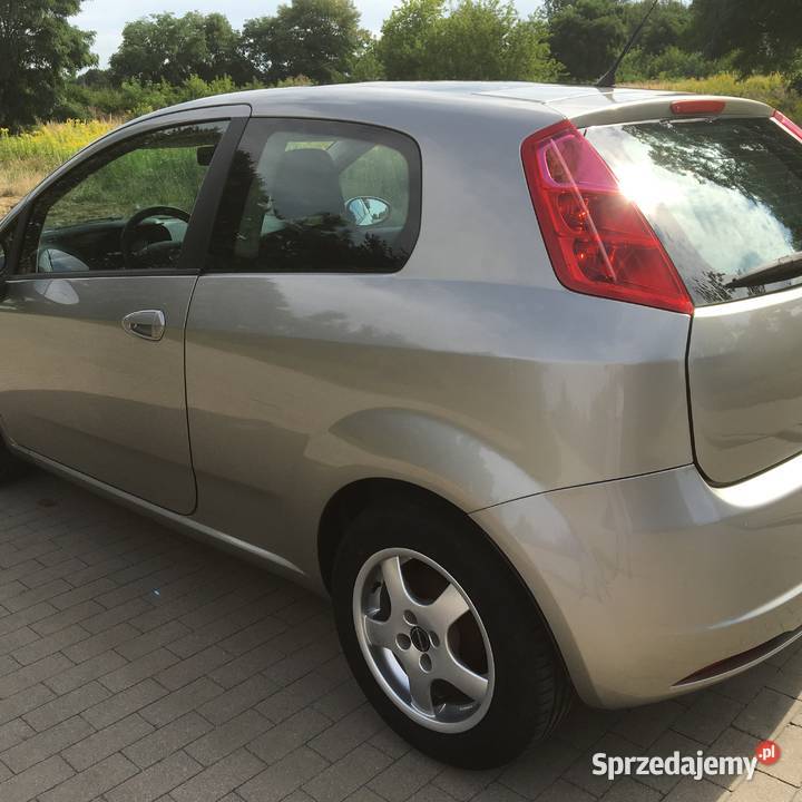 FIAT GRANDE PUNTO 2009 BENZYNALPGNOWY ROZRZĄD manualna Jelcz-Laskowice