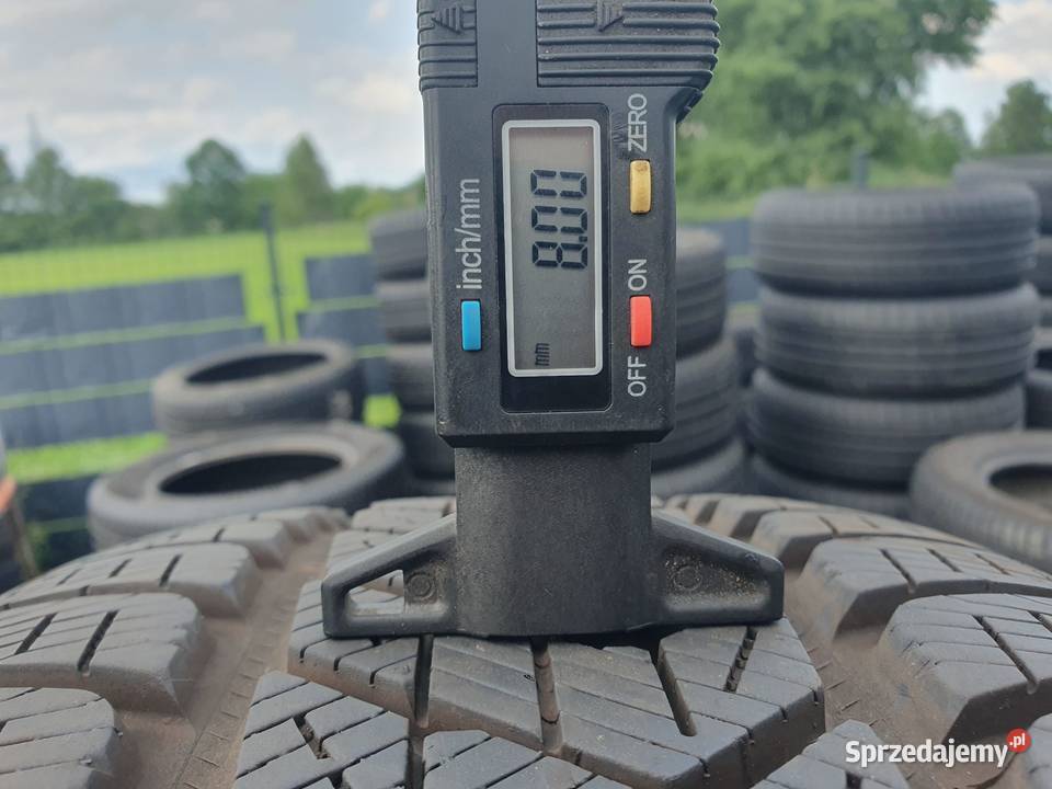 A05 Opony uzywane zimowe 2356018 Pirelli 60 Bąków