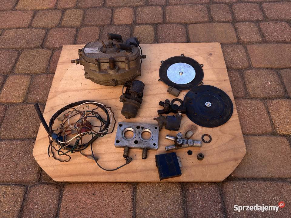 Zestaw części samochodowych PRL Fiat 125p 126 Pozostałe Sufczyn