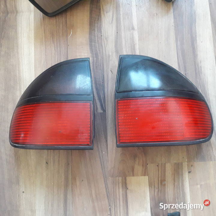 Tylne Lampy RENAULT LAGUNA I Hatchback Żabno