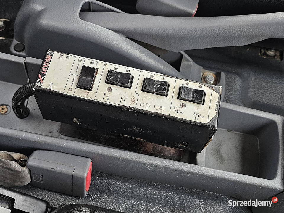 Hakowiec Mitsubisi Canter nie mazowieckie