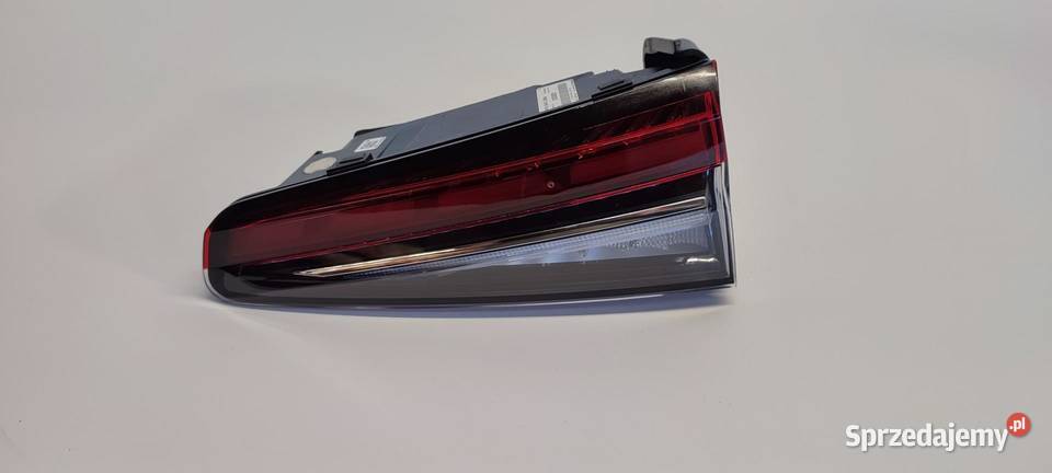 SKODA SUPERB 4 LAMPA PRAWY TYŁ LED 3P0945308 osobowe