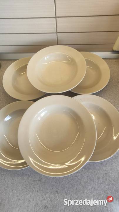 6 nowych talerzy z PRL Bielsko-Biała