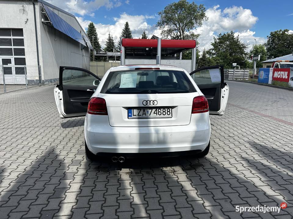 Audi A3 8p Lift SLine 136KM Cyców
