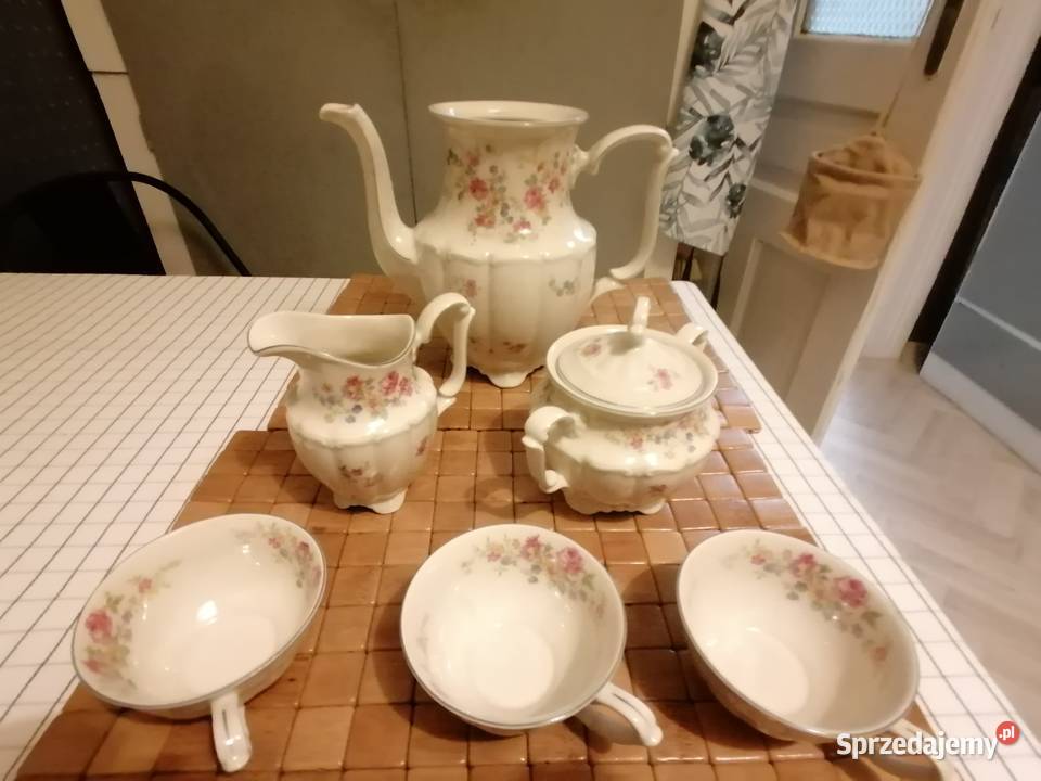 Zestaw porcelany z lat 2030 firmy C T Tielsch Kraków
