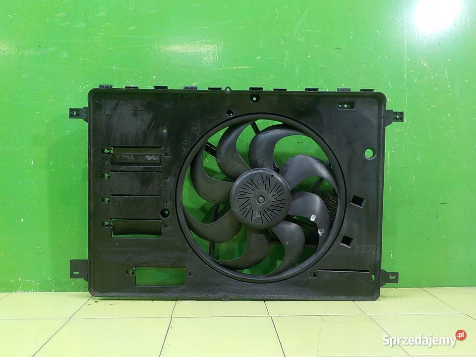 FORD KUGA MK1 25 B AUT 10r 5D wentylator