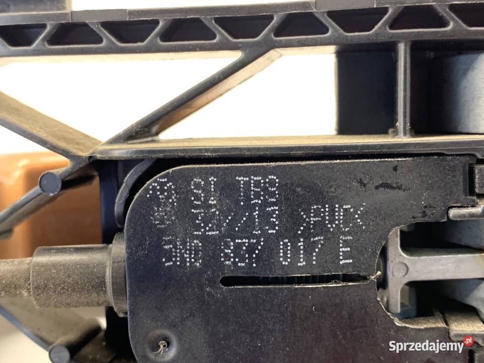 KLAMKA ZEWNĘTRZNA PRAWY PRZÓD SKODA YETI Klamki