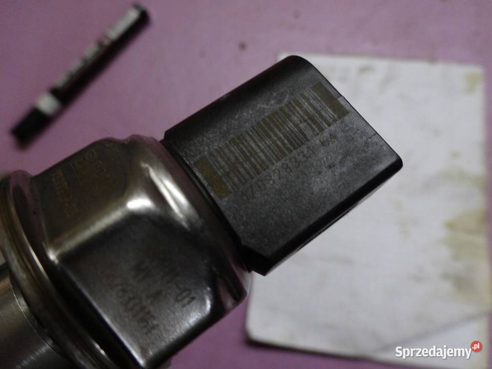 BMW 1 16 B 122 158 09r 753731905 LISTWA Listwy wtryskowe sprzedam