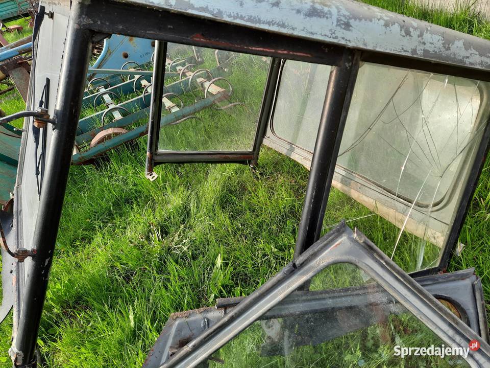 Kabina Ursus C330 rurkowa C328 C325 Bucze