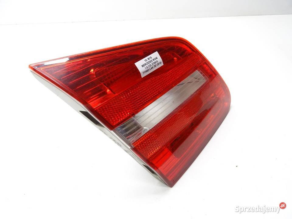 LAMPA LEWY TYŁ TYLNA W KLAPE A2468200764