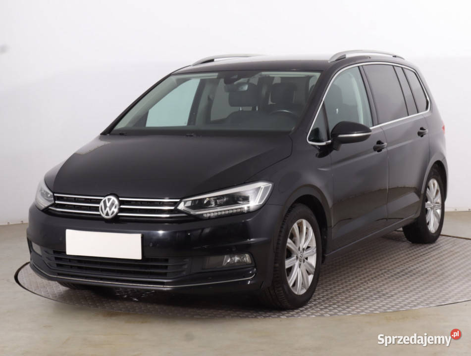 VW Touran 20 TDI asystent pasa ruchu Piaseczno