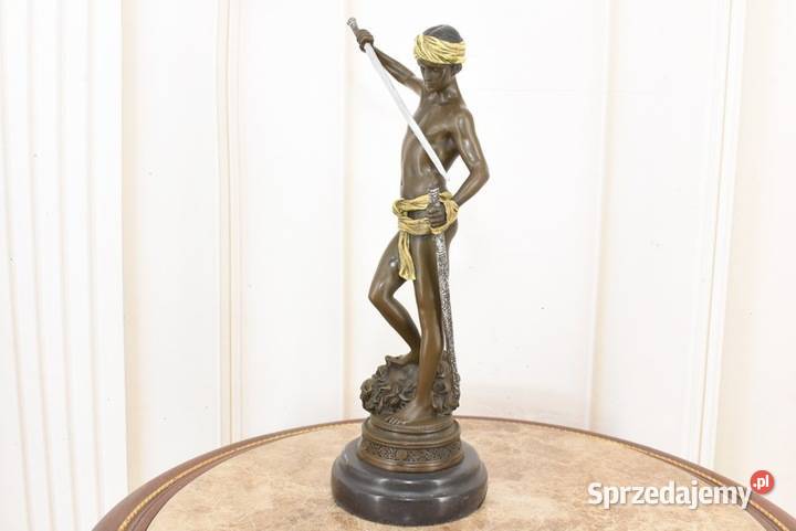 Dawid i Goliat Figura z Brązu Zwycięstwo Dawida małopolskie