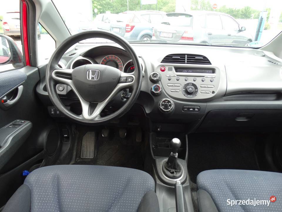 Honda Jazz III 12benzyna wynajemwyporzyczalnia Wynajem pojazdów Wieliczka