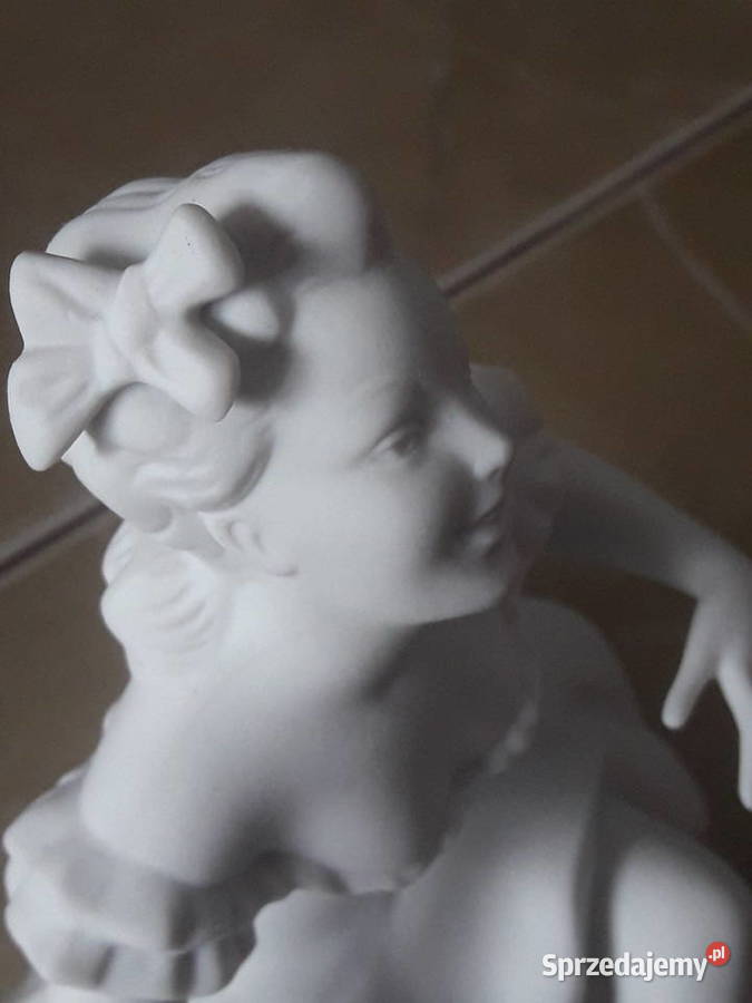 Figurka porcelanowa Dama w krynolinie Wallendorf Janów Lubelski sprzedam