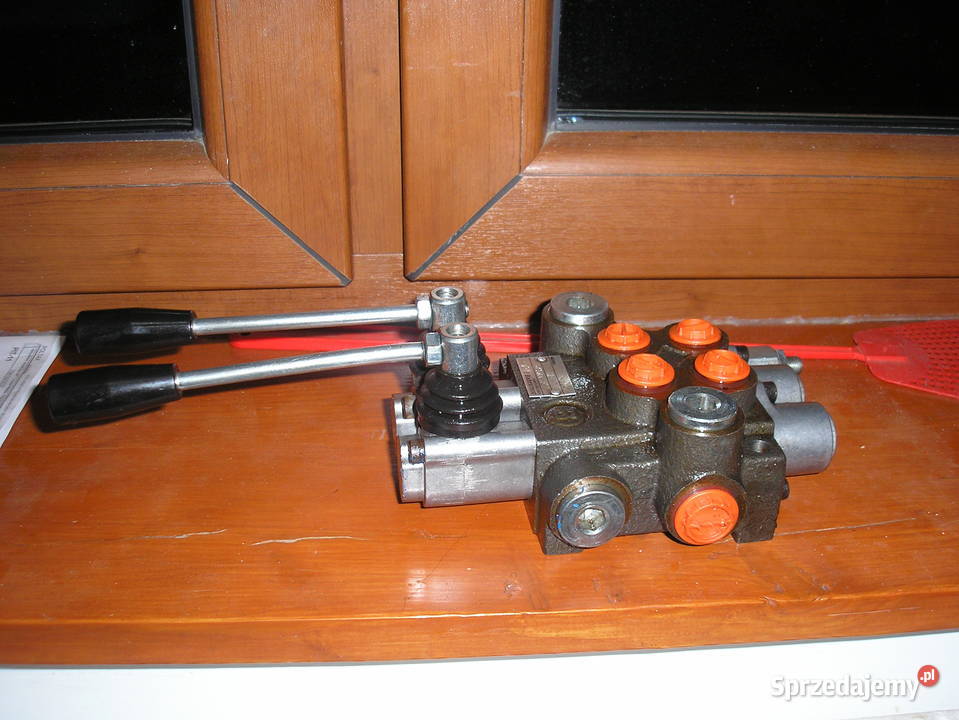 Rozdzielacz hydrauliczny 2 sekcyjny 40L sprzedam