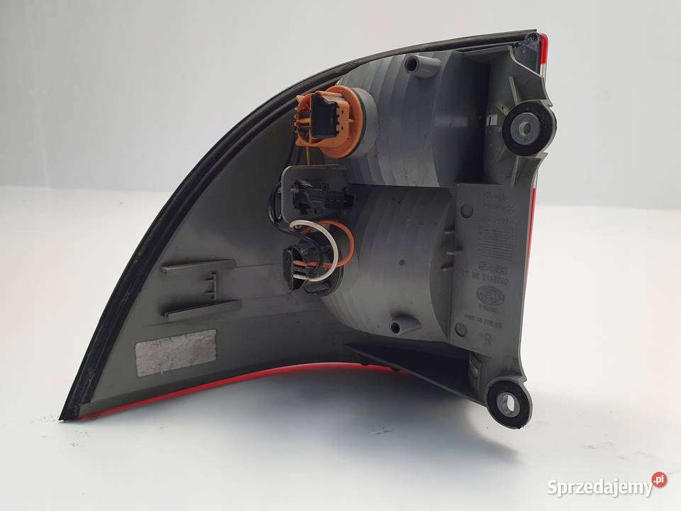 LAMPA PRAWA Saab 95 I lift 0105r Sedan TYLNA lubelskie Rudka