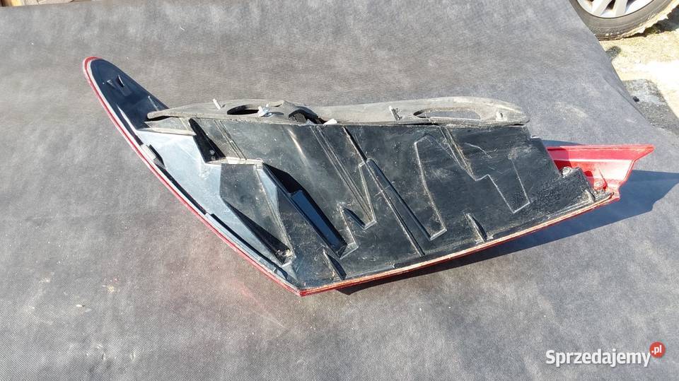 Hunday genesis coupe lampa tylna LEWA 2009 Brzesko