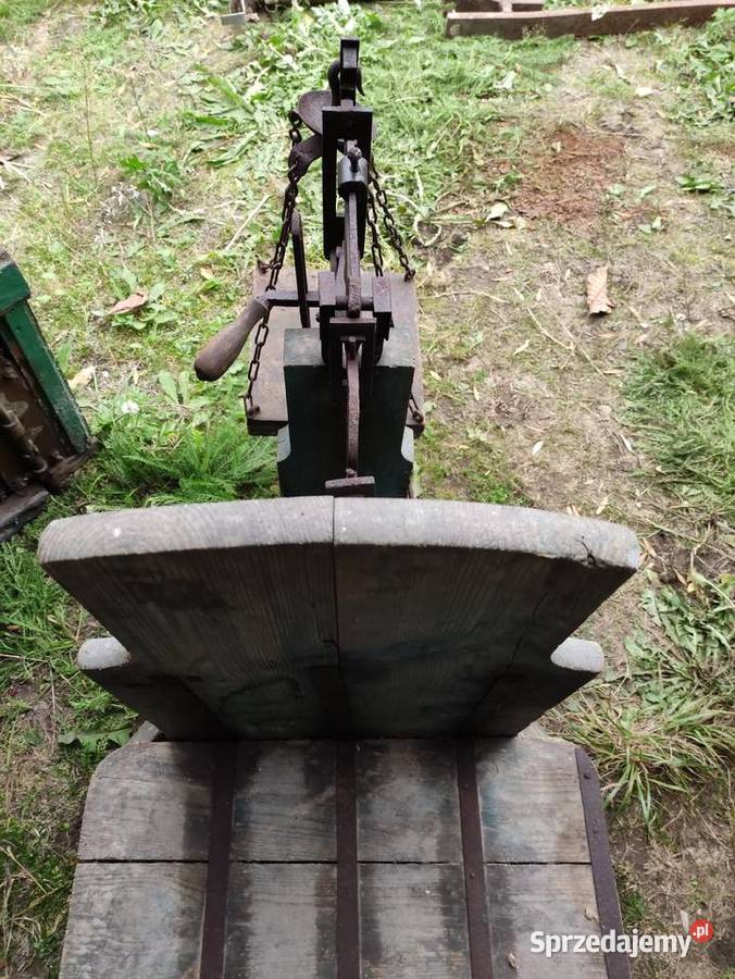 Waga stara na odważniki Wagi i miarki kuchenne Przeworno