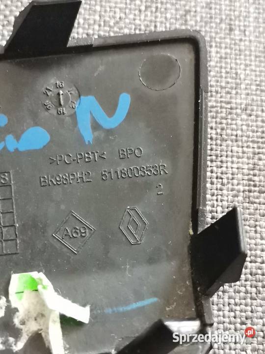 RENAULT CLIO IV LIFT ZAŚLEPKA HAKA PRZÓD osobowe wielkopolskie Międzychód