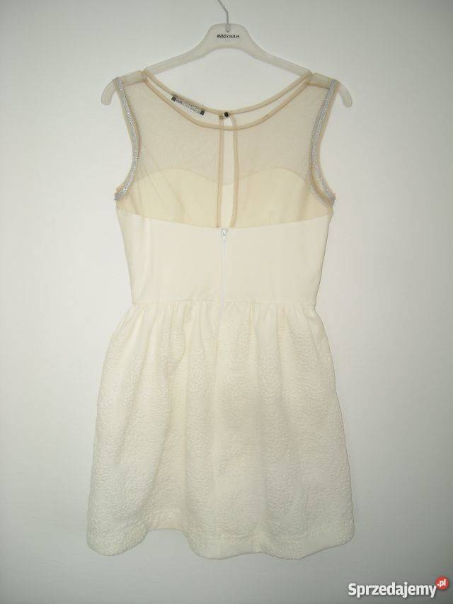 kremowa sukienka tfnc london s Lubartów sprzedam