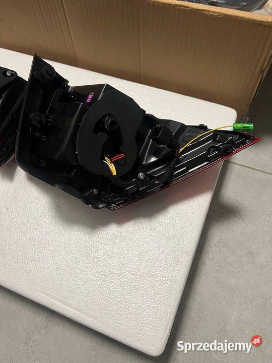 Lampy tylne do Passata B8