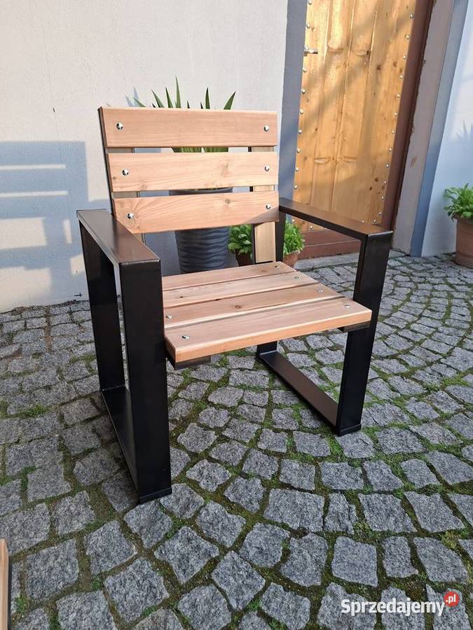 Krzesła i stolik ogrodowy sprzedam