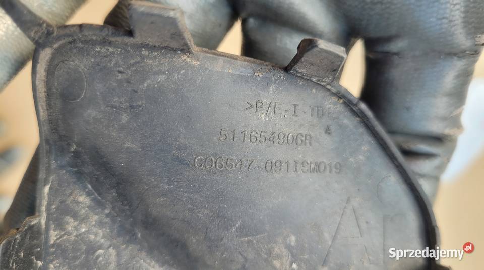 ZAŚLEPKA HAKA ZDERZAKA TYL RENAULT CAPTUR I 17 śląskie Ruda Śląska