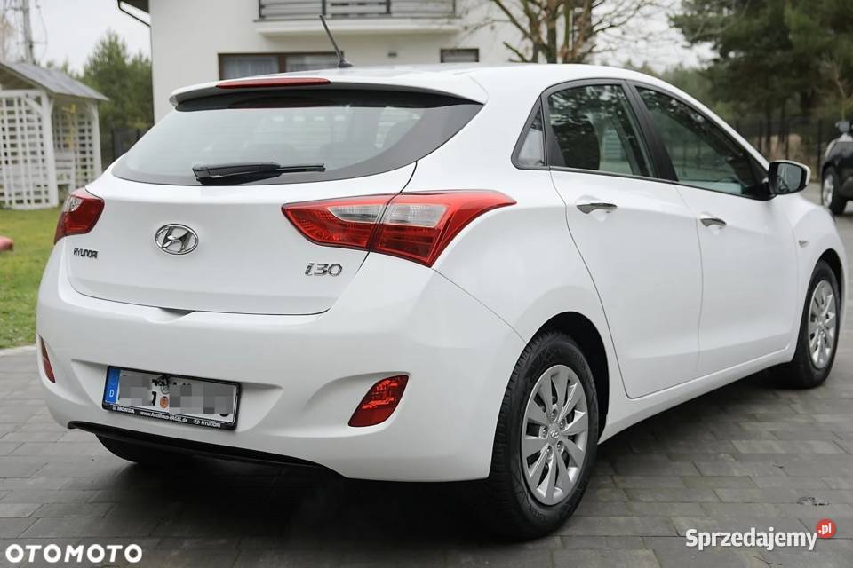 HYUNDAI i30 LIFT 14 Benzyna 100 DOHC Z Niemiec klimatyzacja Niwy