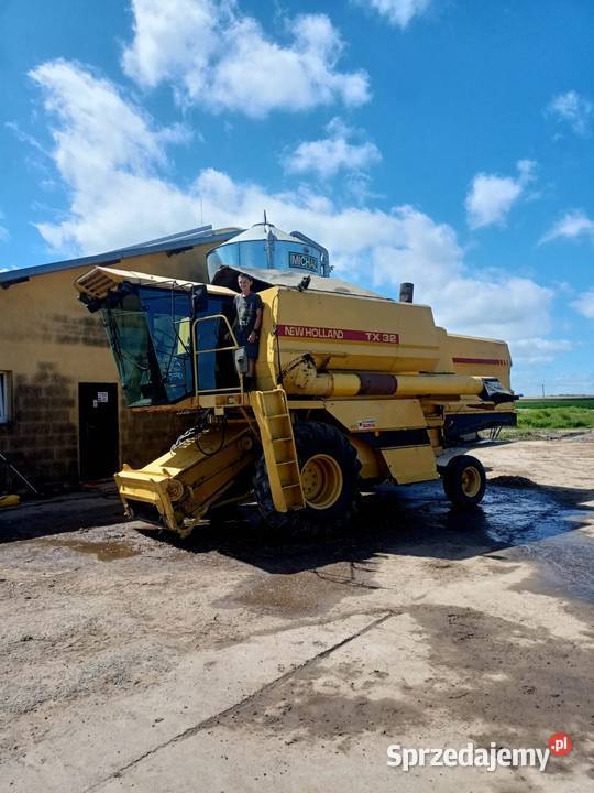 Kombajn Holland TX 32 hederu 45 m Klimatyzacja Starogard Gdański