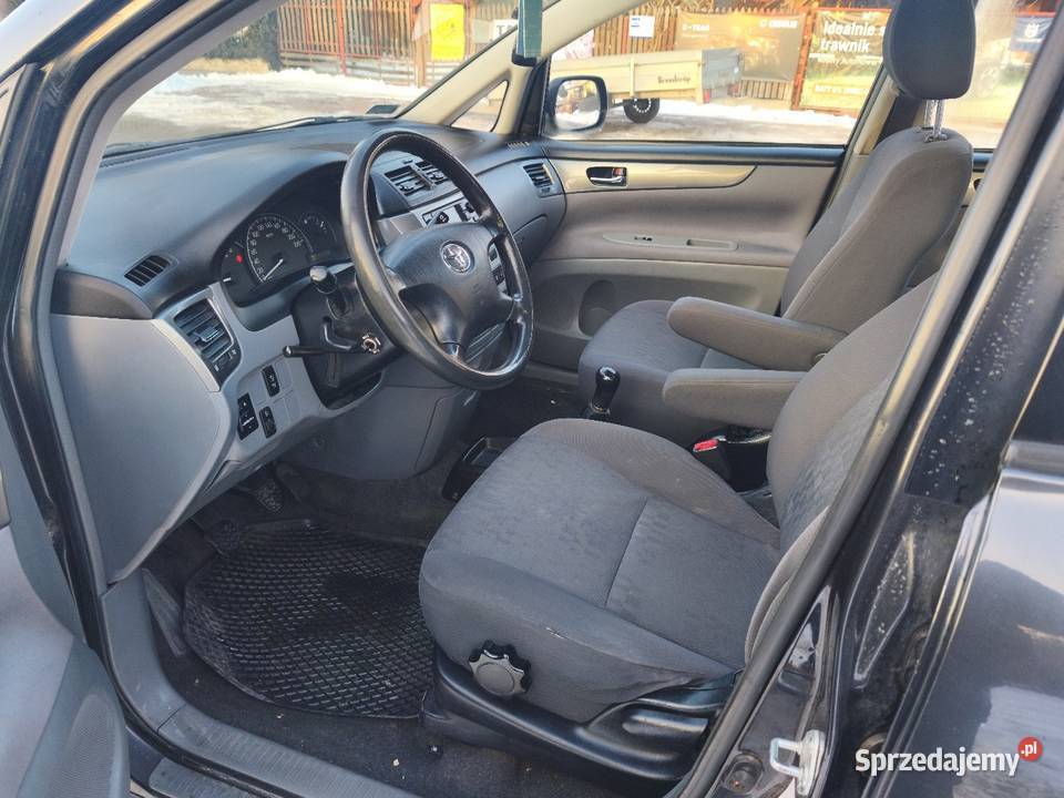 Toyota Avensis Verso 20 D4D 116 koni 2003 Avensis Verso sprzedam