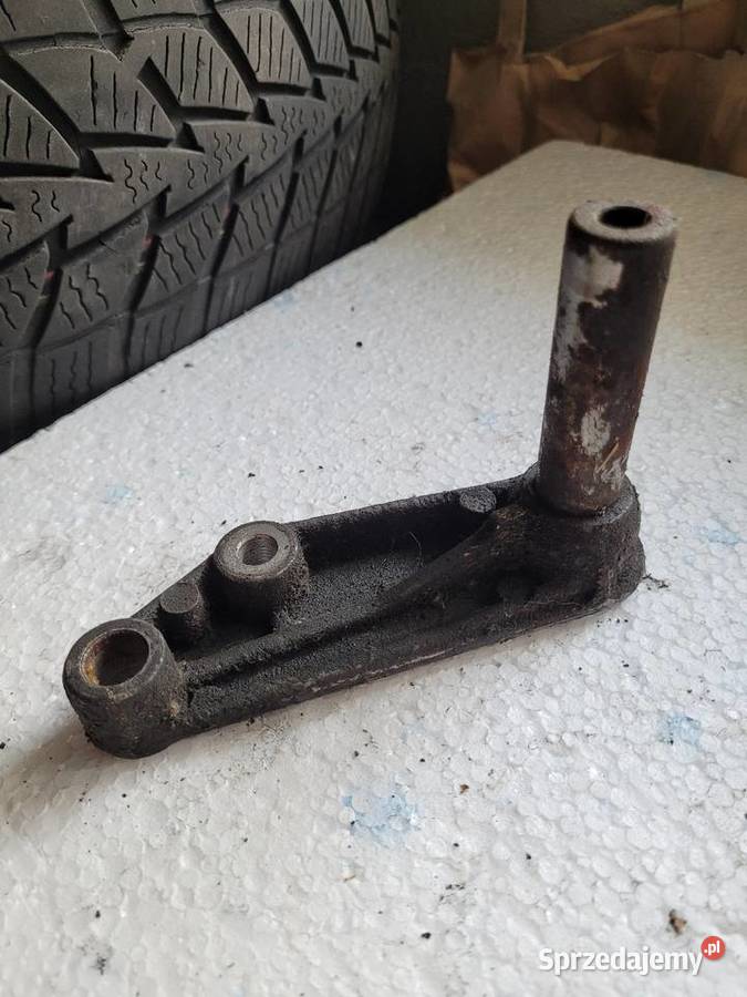 Ramię mocowanie napinacza paska uchwyt bmw e34 sprzedam