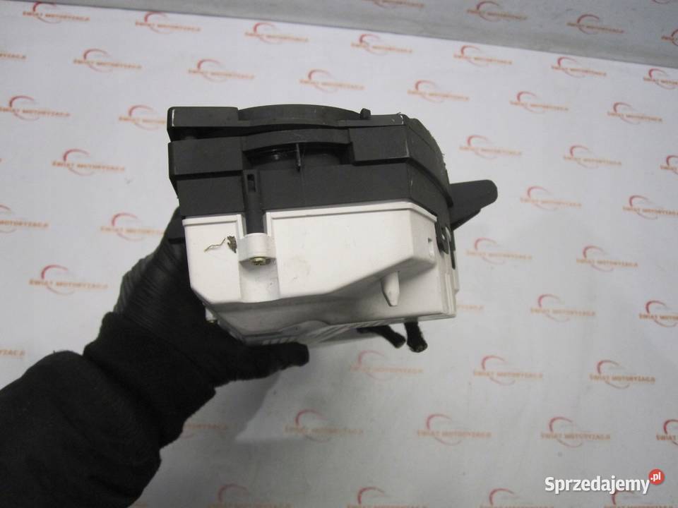 PORSCHE CAYENNE 32 B 05r licznik zegary świętokrzyskie