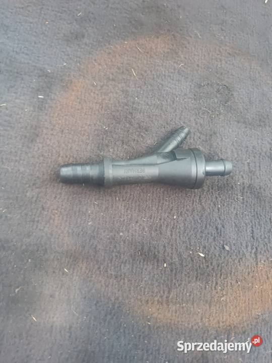 Ezektor Zawór 058 133 753 B OE Audi A4 B5 FL a36 Myszków sprzedam