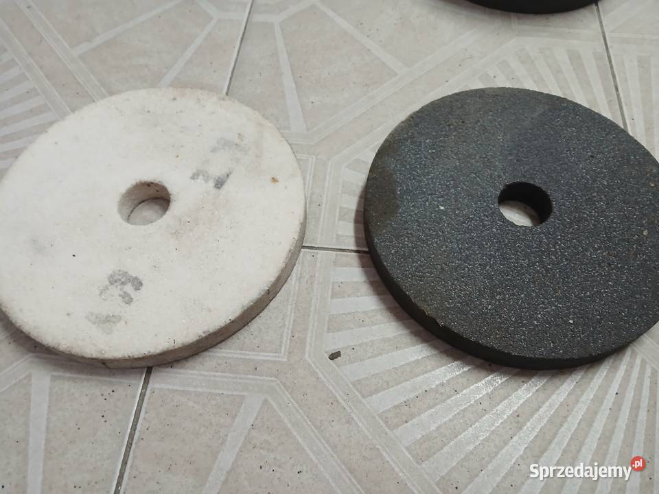 Tarcza szlifierska 200 x 32 x 20 mm kamień P60 Września