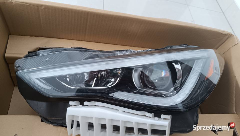Infiniti Q60 lampa lewy przód USA uszkodzona Grudziądz sprzedam