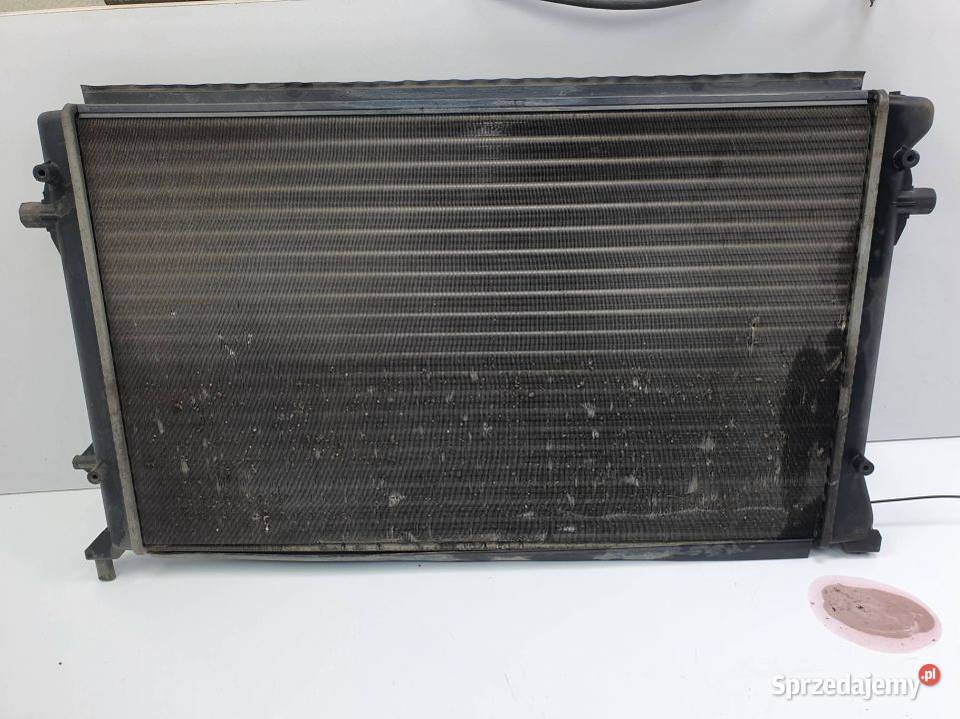 CHŁODNICA WODY VOLKSWAGEN CADDY III 1K0121251P Lipno