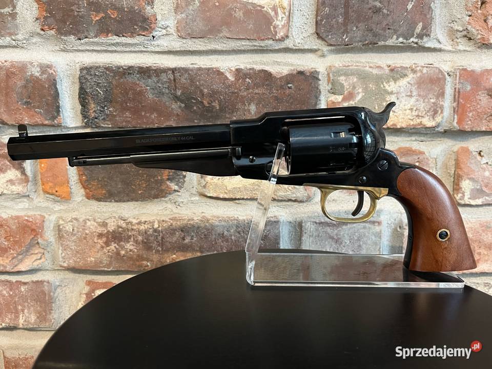 Rewolwer czarnoprochowy Remington 1858 8 RGA44 Tarnowskie Góry