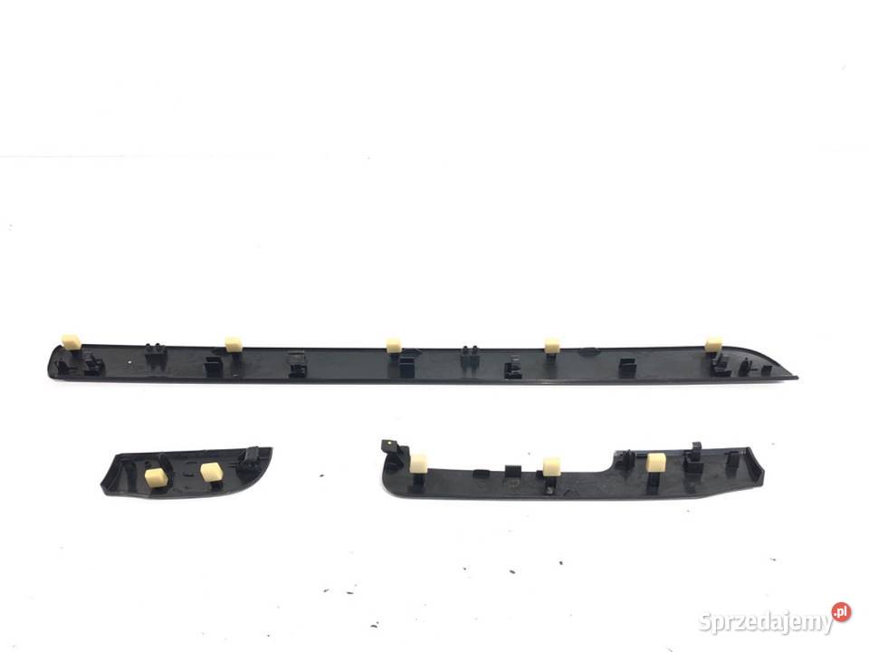 LISTWY DEKOR VW GOLF VI 5K0858069P Hatchback osobowe Listwy sprzedam