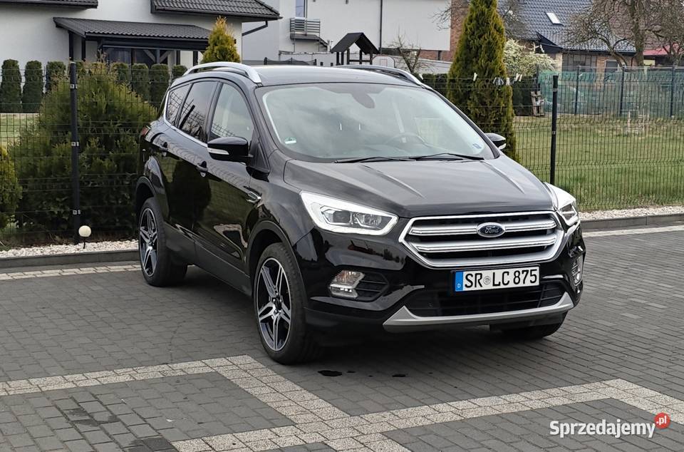 Ford Kuga Titanium 15 Benzyna bogate wyposażenie Wola
