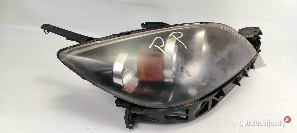 LAMPA PRAWA PRZÓD MAZDA 3 osobowe Lipno