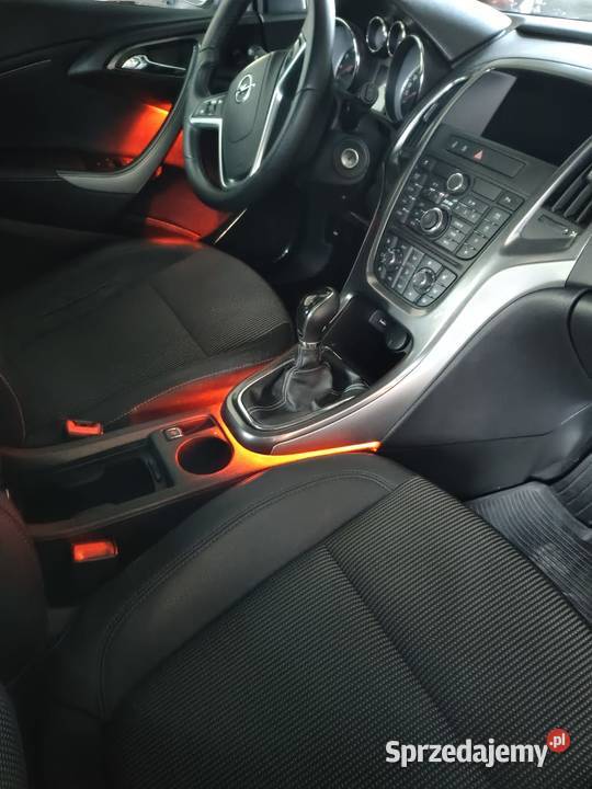 Opel Astra J 16 Turbo 180 Motoryzacja