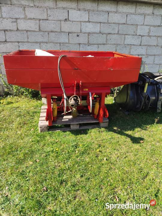 Rozsiewacz nawozu Agram 1200 Amazon lejek Pronar nieuszkodzony Trzebieszów Drugi