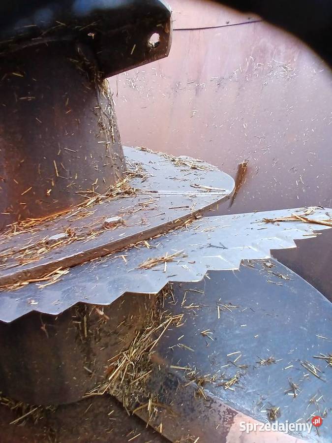 Paszowóz Wóz paszowy kuhn Grodziec