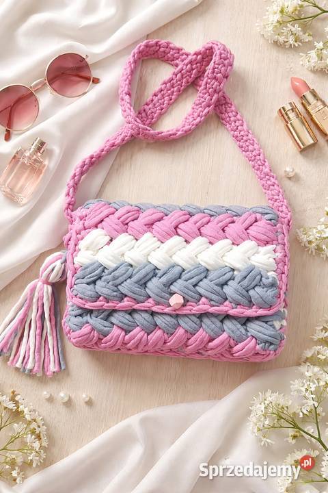 Mała torebka pufka Szczawno-Zdrój