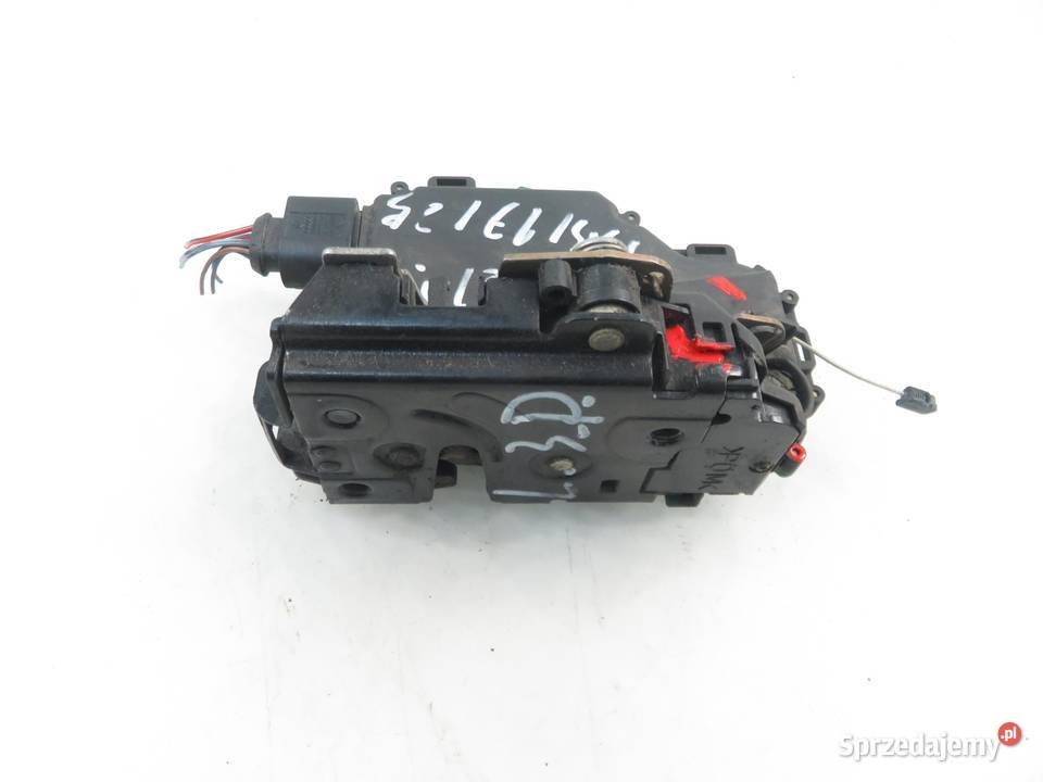 ZAMEK LEWY PRZEDNI SEAT AROSA 8 PIN