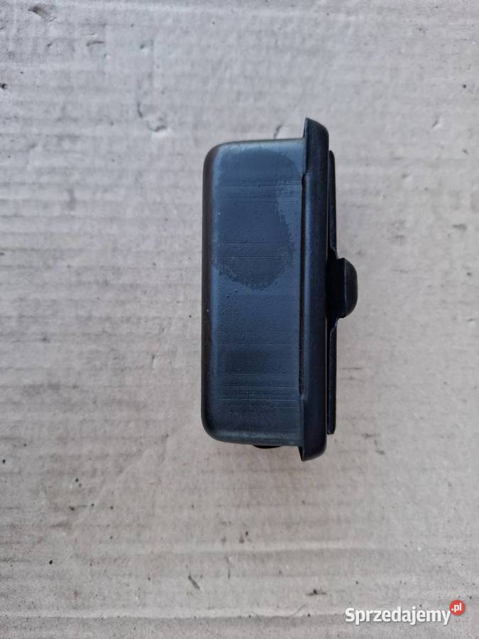 Popielniczka Fiat 126p Maluch ST stary typ osobowe Popielniczki Strzelce Opolskie