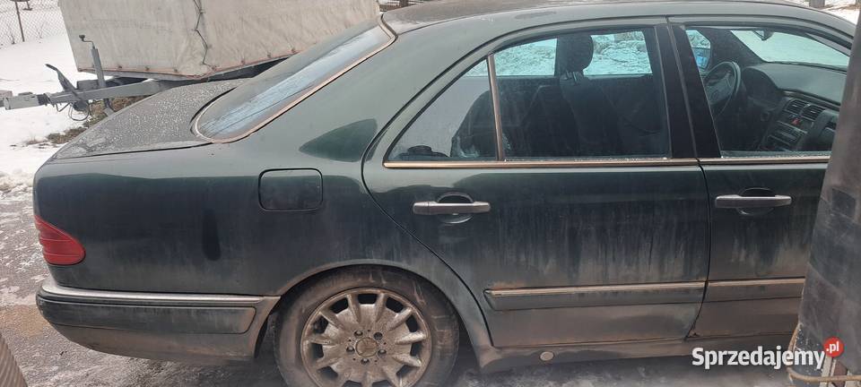 Mercedes w210 e290b w całości ns częsci uszkodzony