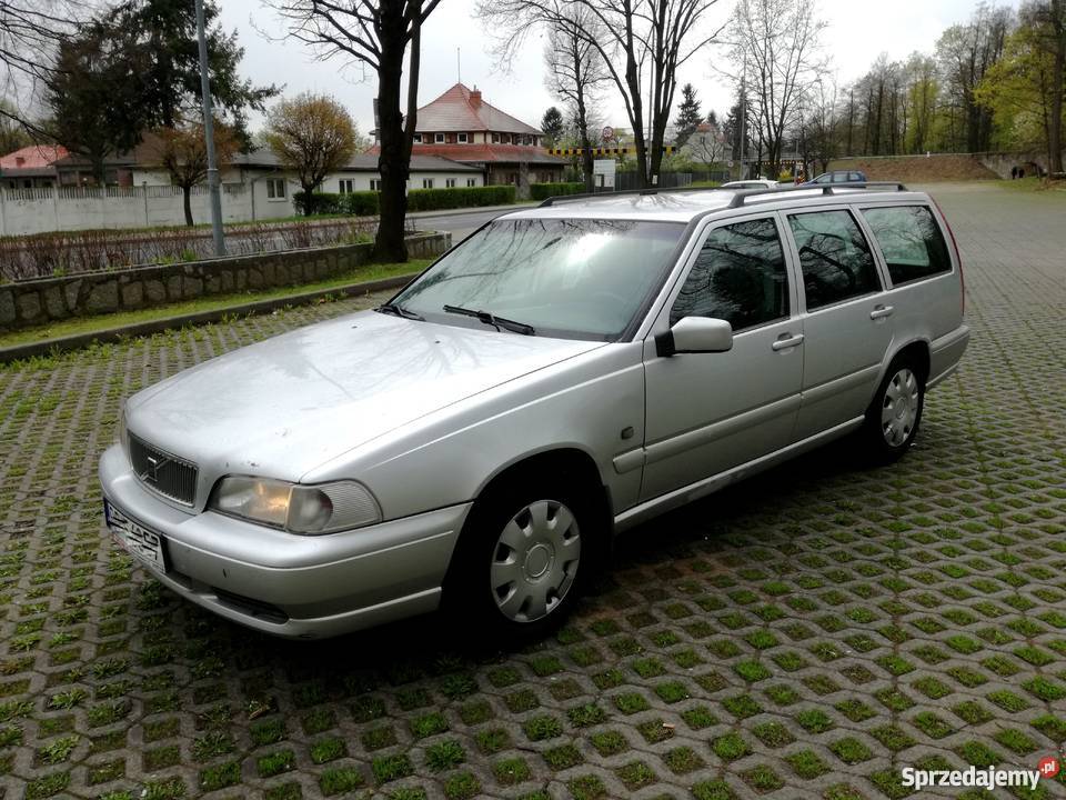 Super Rodzinne Kombi VOLVO V70 Bezawaryjne poduszka powietrzna Świdnica Polska