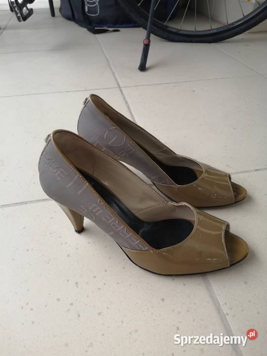 GF FERRE Gianfranco Ferre buty na szpilce