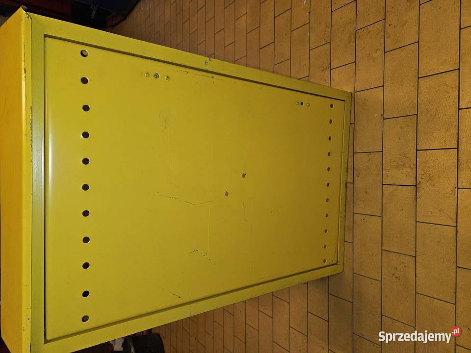 Szafka gazowa metalowa naścienna 610x940x160 Zabrze